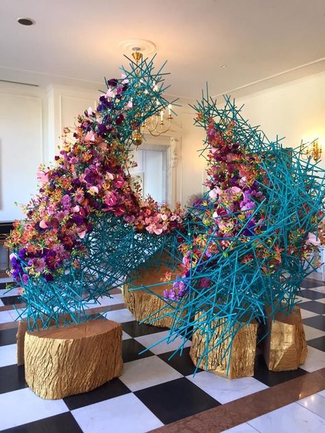 Nest Installation, Colorful Art Installations, Waterlily Pond, Event Stylist, Floral Art Design, Flower Installation, Modern Flower Arrangements, Amazing Decor, Deco Floral