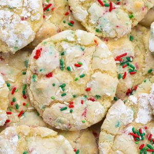 Christmas Ooey Gooey Butter Cookies - i am baker Gooey Christmas Cookies, Ooey Gooey Butter Cookies, Sprinkles Cookies, Cookies Sprinkles, Gooey Butter Cookies, Gooey Cake, Gooey Butter, Cookies Holiday, Perfect Sugar Cookies