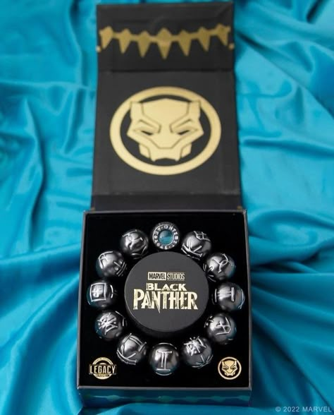 Marvel Jewelry, Marvel Room, Cool Rings For Men, Marvel Clothes, Marvel Merchandise, Pretty Jewelry Necklaces, Marvel Avengers Funny, Cool Swords, Black Panther Marvel