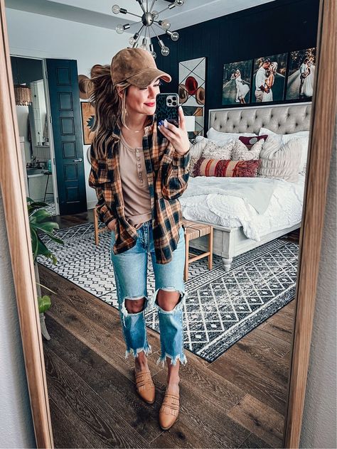 Casual Summer Work Outfits 2023, Stylish Mom Outfits Fall, Outfit Ideas With Hats, Fall Overall Outfits, Effortless Fall Fashion, Effortless Style Fall, Fall Fashion Outfit Ideas, Mom Outfits Fall, Shoes For Work