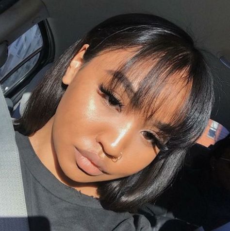 fσℓℓσω мє: @вarвιana😚🧚🏼‍♀️ Straight Black Hair, Short Hair Black, Nice Hair, Hair With Bangs, Spotify Apple, Short Straight Hair, Curly Bob Hairstyles, Relaxed Hair, Hair Black