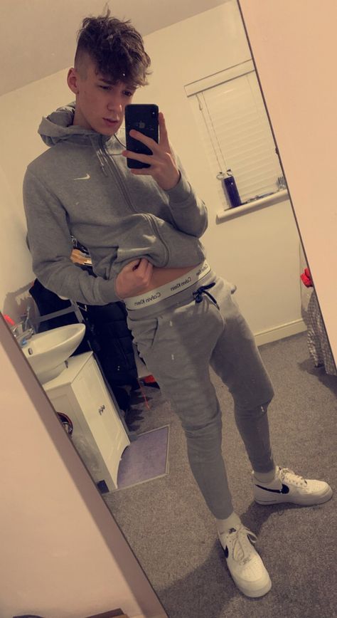 Boys In Grey Sweats, Boys In Gray Sweatpants, Men Sagging Pants Low, Guys In Grey Sweats, Men Sagging Pants, Guys In Grey Sweatpants, Guys In Sweatpants, Forces Outfit, Mens Tracksuit Set