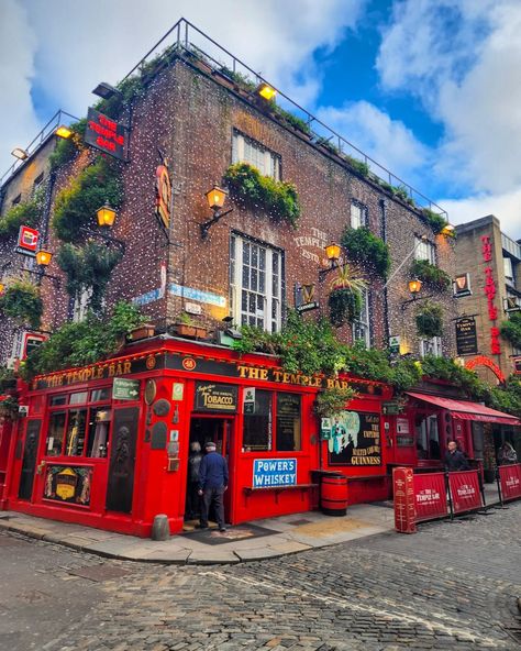 🍀Ever wondered why the vibrant district in Dublin is called Temple Bar? And no, it's not because of the famous red pub named Temple Bar. Meet historian and Dublin native, Dr. Sean O'Reilly, renowned for his deep knowledge of Irish culture and history. According to Dr. O'Reilly, "Temple Bar dates back to the 1600s. It was named after Sir William Temple, a provost of Trinity College, who built his house – Temple Bar – in this exact area." This revelation not only speaks volumes about the... House Temple, Temple Bar Dublin, Deep Knowledge, City Names, Visit Dublin, Vision Board Pics, Uk Trip, Sir William, Temple Bar