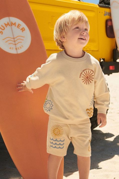 Excellent Product good size all complete and a state delivery on time as I recommend to the seller Sweat Top, Jersey Sweatshirt, Kids Trend, Boys Sweatshirts, Kids Clothes Boys, Boys Coat, Swimwear Cover Ups, Short Pajama Set, Short Set