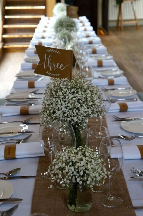 Nos meilleures idées pour organiser un mariage champêtre ! Blush Bridal Shower Decorations, Bridal Shower Decorations Elegant, Bridal Shower Decorations Rustic, Bridal Shower Decorations Diy, Simple Bridal Shower, Breath Flowers, Chic Bridal Showers, Bridal Shower Tables, Bridal Shower Flowers