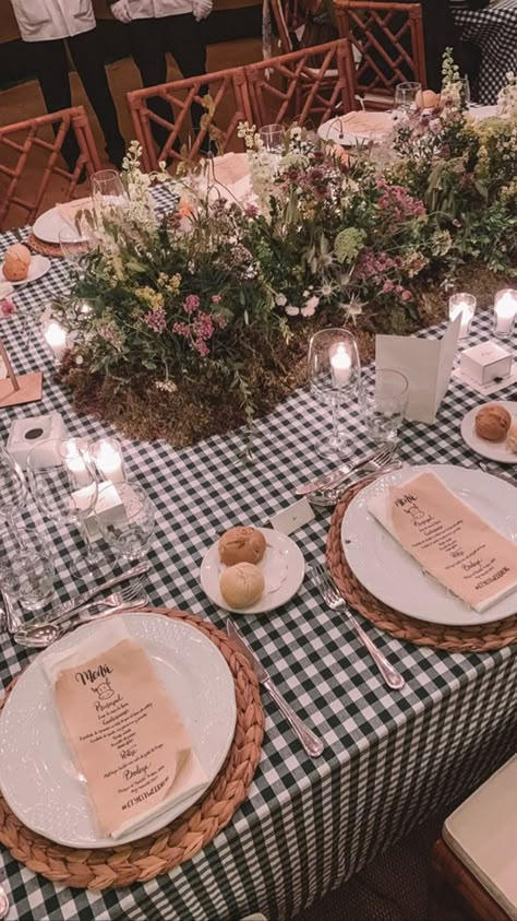 Gingham Wedding Decor, Gingham Wedding Table, Gingham Tablecloth Wedding, Backyard Rehearsal Dinner, Picnic Table Wedding, Small Engagement Party, Gingham Wedding, Picnic Table Decor, Farm Table Decor