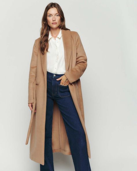 Aritzia Wool Coat, Wrap Coat Outfit, Oversized Camel Coat, Winter Office Outfit, Long Camel Coat, Camel Wool Coat, Wool Wrap Coat, Classic Coat, Cocoon Coat