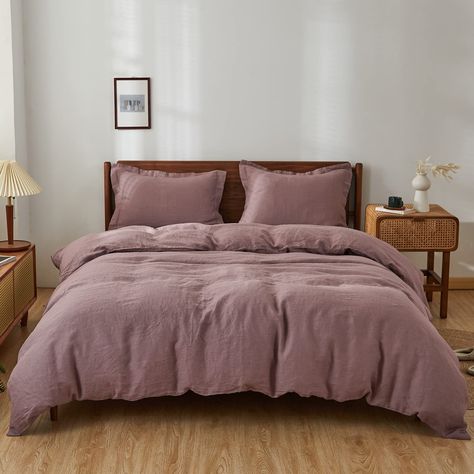 PRICES MAY VARY. 【What You Can Get】-3 Pieces Linen Duvet Cover Sets include: 1 duvet cover and 2 pillow shams. King Size duvet cover (104"x92"), 2 pillow shams size (20" x 36"). Note: This product does not include the comforter.Note:Every set includes 2 spare buttons. 【Material】-100% Pure Linen with Stone Washed. Linen Fabric will get softer with each wash, it is breathable, not easy to fade.The looser weave creates warmth without trapping moisture. The linen bedding set will keep you warm on ch Unique Duvet Covers, Purple Duvet Cover, Washed Linen Duvet Cover, Style Bedding, Linen Duvet Cover, Full Duvet Cover, Bed Dimensions, Farmhouse Bedding, Soft Comforter