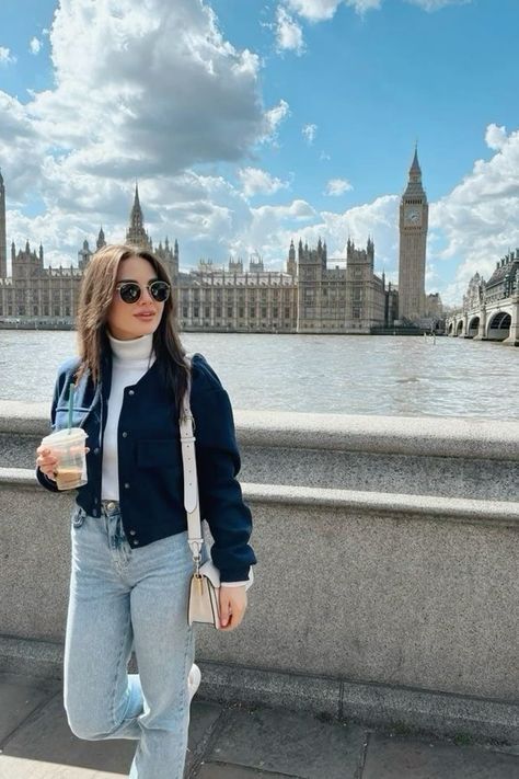 Poses In Winter Outfit, London Outfit Ideas Fall 2023, London Outfit Women, Casual London Outfits Winter, March Outfit Ideas 2024, September 2023 Outfit, Madrid In March Outfits, London Shopping Outfit, March London Outfits