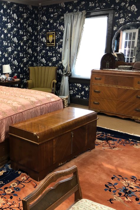 1940s Bedroom Decor, 1940s Room, 1930 Bedroom, 1940 Bedroom, 1940s Britain, 1940 Decor, 40s Bedroom, 1930s Bedroom, 1940s Bedroom