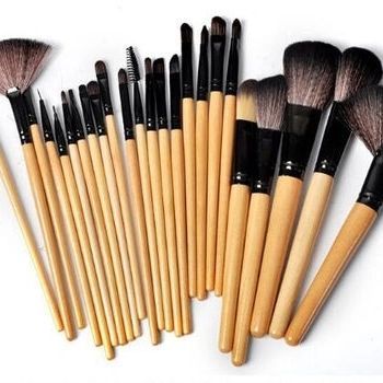 Makeup Brush Set Brush Makeup Kit Elevate Your Makeup Game with Our Ultimate Brush Kit!Whether you're a professional makeup artist or a beauty enthusiast, our Makeup Brush Set is designed to meet all your cosmetic needs. This complete kit features high-quality brushes that provide flawless application for every makeup technique, from contouring to highlighting. Shop now with the link below 👇 https://anchorwellness.us/products/makeup-brush-set-brush-makeup-kit #makeupbrush #makeup #makeupb... Makeup Brush Sets, Color Changing Lipstick, Eyebrow Powder, Makeup Brush Kit, Makeup Brush Set Professional, Make Up Tools, Powdered Eyebrows, Brush Makeup, Brush Sets