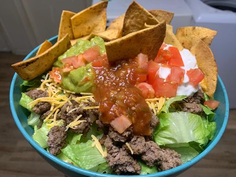 White people taco salad night🌮🥗 #tacothursday #day4 #dinner #lowcarb Taco Thursday, Instagram White, Taco Salad, August 8, White People, Tacos, Low Carb, Salad, On Instagram