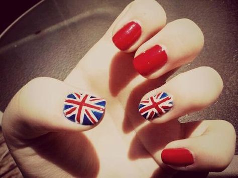 British Nails <3 British Flag Nails, Union Jack Nails, One Direction Nails, Face Cleaner, Flag Nails, London Nails, British Flag, Nail Polish Designs, Chic Nails