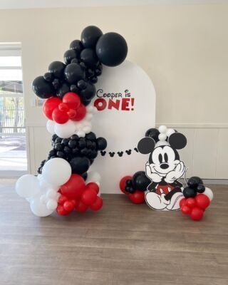 Grid Gallery - Mimi Bounce Party Hire Mickey Mouse Birthday Balloon Arch, Mickey Mouse Decorations Birthday, Mickey Mouse Birthday Theme, Mickey Mouse Birthday Decorations, Mickey 1st Birthdays, Mickey Mouse Birthday Cake, Twodles Birthday, Mickey Mouse Themed Birthday Party, Mickey Mouse Decorations