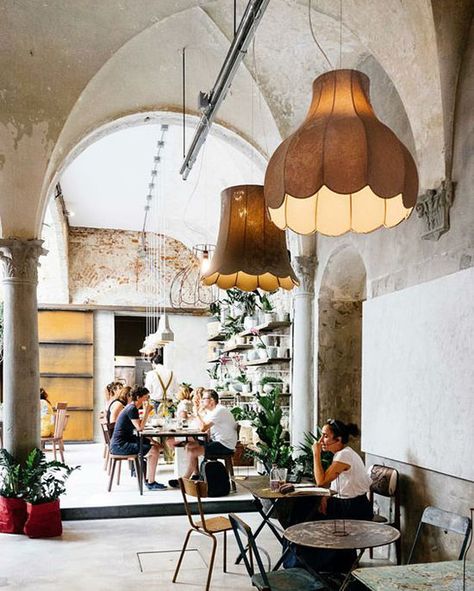 ITALY PLANNING Places In Italy, Patio Interior, Design Exterior, Restaurant Interior, Cafe Design, Florence Italy, Coffee Shops, Commercial Design, Commercial Interiors