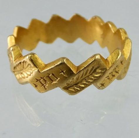 Ancient Jewels, Medieval Rings, Ancient Jewellery, Historical Jewellery, Medieval Jewelry, Jewels Rings, Unusual Jewelry, Ancient Jewelry, Fantasy Jewelry