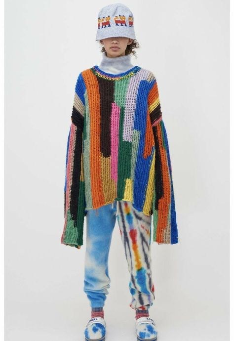 Coloful Pants, Yarn Clothes, Stylish Knitwear, Patchwork Sweater, Knitwear Fashion, Mode Inspo, Knit Outfit, Knit Fashion, Winter Knits