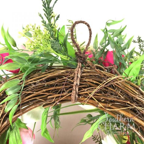 How To Make a Hanger on the Back of a Wreath | Southern Charm Wreaths Wreath Hanging Ideas, Diy Wreath Hanger, Wreath Making Business, Inexpensive Wreaths, Wreath Making Tutorials, Wreath Hook, Wreath Hangers, Hanger Wreath, Wreath Maker