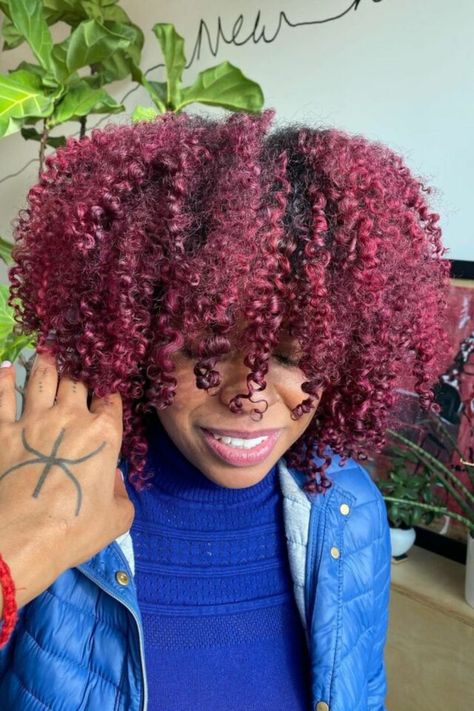 Raspberry Raspberry Red Hair Color, Raspberry Red Hair, Dyed Hair For Black Women, Dyed Hair Ideas, Hair Ideas For Black Women, Raspberry Hair, Curly Natural Hair, Hair For Black Women, Raspberry Red