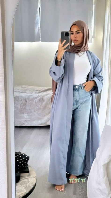 Modest Wear Hijab, Comfy Semi Formal Outfit, Ramdan Outfits Ideas 2024, Casual Eid Outfits, Open Abaya Outfit With Jeans, Spring Outfits Hijab, Abaya With Jeans, Outfit Hijab Summer, Muslim Summer Outfits