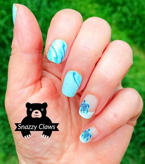 Honu Color Street, Nails With Turtles, Nails Turtle, Sea Turtle Nail Art, Sea Turtle Nails Design, Sea Turtle Nails, Turtle Nails Design, Nail Art Summer Beach, Turtle Nail Art