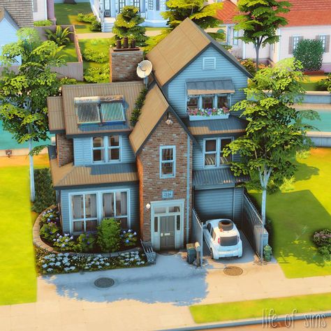 Family House Suburban, Sims 4 Copperdale Family House, Ts4 Suburban House, 3 Bedroom Sims 4 House, Suburban House Sims 4, Family House Sims 4, Sims 4 Starter Home, House Suburban, Sims 4 Family House