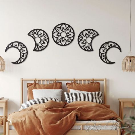 PARA CONSULTAR NUESTRO CATALOGO Visita nuestra tienda en linea www.artemaxico.com.mx Mandala Moon, Star Wall Decals, Art Above Bed, Moon Decor, Hippie Decor, Wall Stickers Living Room, Large Wall Decor, Geometric Wall Art, Elegant Home Decor