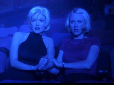 Mulholland Drive (2001) The Movies, Color In Film, Mulholland Drive, Laura Palmer, Justin Theroux, Movie Guide, Fan Theories, Septième Art, I Love Cinema