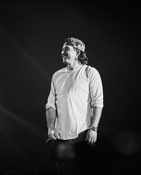 Morgan Wallen Wallpaper Black And White, Black And White Morgan Wallen, Black And White Western Aesthetic, Morgan Wallen Black And White, Morgan Wallen Aesthetic, More Than My Hometown, Country Music Playlist, Ford Field, Living In Nashville