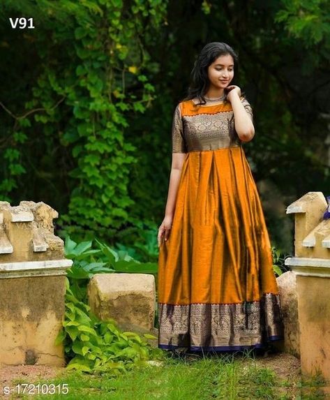 Indian Long Dress, Frock Models, Long Frock Designs, Long Gown Design, Girls Dresses Sewing, Frock For Women, Long Gown Dress, Half Saree Designs, Long Dress Design