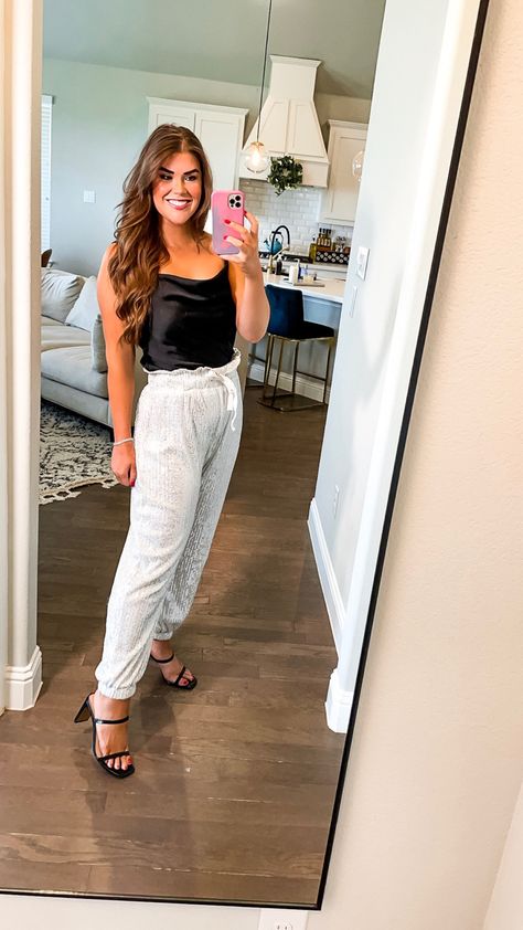 Vegas Amazon look - for more Amazon finds follow @alliephunter on Instagram and Amazon Vegas Looks, Outfits For La, Vegas Fashion, Sparkly Accessories, Vegas Style, Vegas Outfit, Casino Outfit, Her Closet, Girl Needs