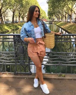 OUTFITS PARA AÑO NUEVO - Confuné Outfits Juvenil, Fun Photography, Summer Trends Outfits, Foto Poses, Outfit Jeans, Girly Outfits, Casual Summer Outfits, Outfit Casual, Denim Outfit