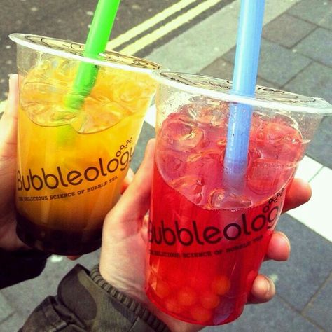 Bubble tea Sparkling Tea, Sweet Drinks, Boba Tea, Looks Yummy, Recipes From Heaven, Sweet Tea, Tea House, Bubble Tea, Milk Tea