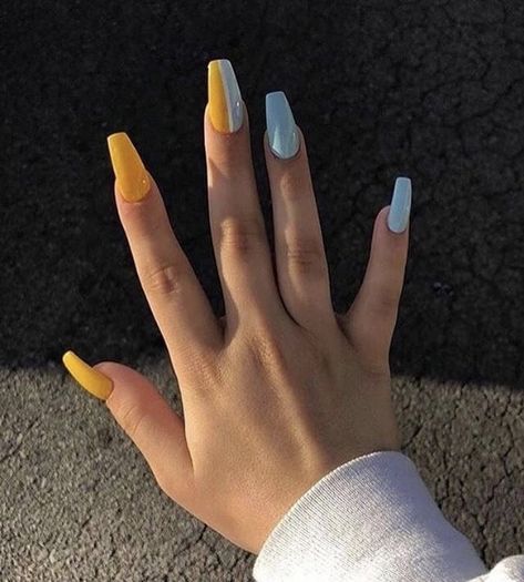 Half and half colored nails Acrylic Nails Natural, Half And Half, Acrylic Nail Art, Yellow Nails, Dream Nails, Pretty Acrylic Nails, Dope Nails, Best Acrylic Nails, Gorgeous Nails