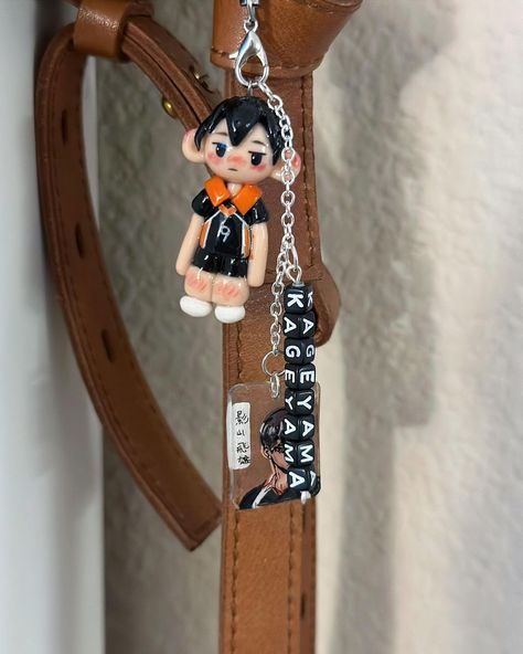 crafts by Halie💕✨ | Been into making keychains and also been very into Haikyuu~ Any suggestions on what I should make next?👀 #haikyuu #haikyuufanart #anime… | Instagram What To Make Crafts, Cute Crafts With Clay, Anime Keychains Diy, Crafts Clay, Anime Keychain, Anime Key Chains Diy, Anime Keychains Diy Clay, Clay Keychain Ideas, Keychains Anime