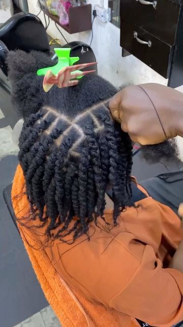 Haekhinz-hair Culture (HHC) on Instagram: "SATURDAYYYYY❤️❤️❤️❤️ Vibes like no other… To book for this hairstyle on the website,just click on threadings..We have few slots available for today.. Book an appointment with us.. Beautiful Natural hairstyles are made here #healthyhair #4chairdaily #coilyhairstyles #blackgirlhair #naturalhairgroup #haircommunity #explorepage #myhair #twiststyles #naturalista #africanhairsummit #teamnatural #hairrocks #beautifulhair #hairgoals #naturalhairdaily #natur Natural Hair Threading Styles, Hair With Thread, Thread Twist Hairstyles, African Hair Threading Hairstyles, Thread Hairstyles African Hair Natural, Threading Hairstyles African Hair, African Threading Natural Hair, Thread Hairstyles, African Threading Hairstyles