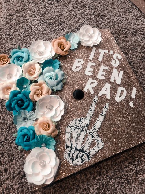 X Ray Theme Party, Radiography Cap Ideas, Graduation Cap Designs Rad Tech, Rad Tech Cap Ideas, Radiology Tech Graduation Pictures, X Ray Tech Graduation Pictures, Radiology Graduation Cap Rad Tech, Radiology Party Ideas, X Ray Graduation Party