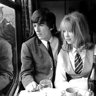 George Harrison Pattie Boyd, Hard Days Night, Beatles One, Beatles Girl, Pattie Boyd, Wonderful Tonight, Beatles Photos, Beatles Pictures, Ashton Kutcher