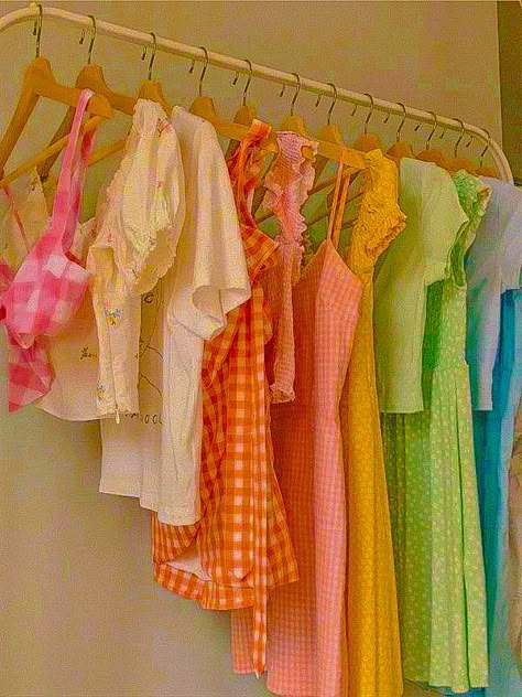 Colorful Lifestyle Aesthetic, Pastel Colors Aesthetic Outfit, Colorful Spring Outfits 2023, Colorful Wardrobe Aesthetic, Bright Spring Aesthetic, Aesthetic Outfits Colorful, Colourful Clothes Aesthetic, Neon Colours Aesthetic, Bright Clothes Aesthetic