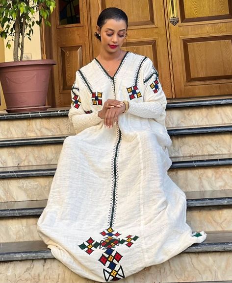 Gondar Amhara Ethiopia Clothing, Habesha Clothes, Ethiopian Dresses, Amhara Culture, Eritrean Dress, Women Strength, Ethiopian Clothing, Habesha Dress, Ethiopian Jewelry