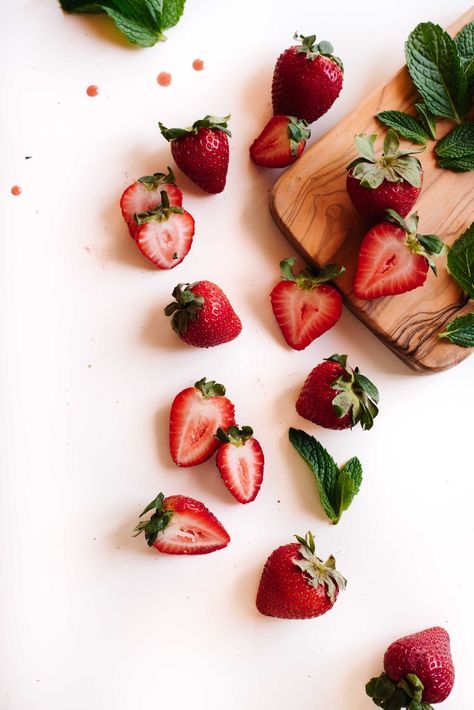 Food Photography Strawberry, Strawberry Food Photography, Strawberry Photoshoot, Strawberries Photography, Strawberry Photography, Strawberry Perfume, Strawberry Blossom, Fruit Collage, Fruit Shoot