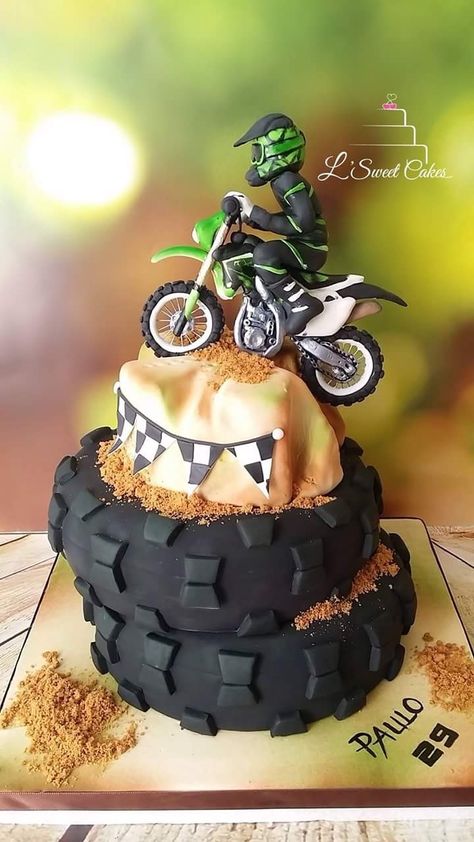 Motorcycle Cake Kids, Bike Birthday Parties, Dirt Bike Party, Motorcycle Cake, Motorcycle Party, Motorcycle Birthday, Bike Cakes, Dirt Bike Birthday, Motorcycle Wedding