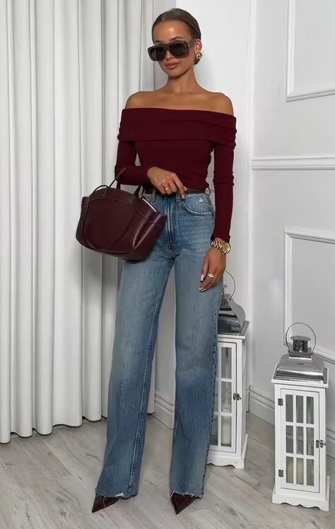 Drinksgiving Outfit, Holiday Outfits Jeans, Christmas Party Jeans Outfit, Dinner Outfit Cold Weather, Thanksgiving Day Outfits Women Casual, Dinner Casual Outfits For Women, Casual Work Christmas Party Outfit, Holiday Party Outfit Jeans, Red Shirt Outfit