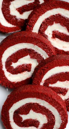 Red Velvet Cake Roll Red Velvet Roll, Red Velvet Cake Roll, Velvet Desserts, Velvet Recipes, Red Velvet Cakes, Red Velvet Desserts, Velvet Cakes, Red Velvet Recipes, Swiss Roll Cake