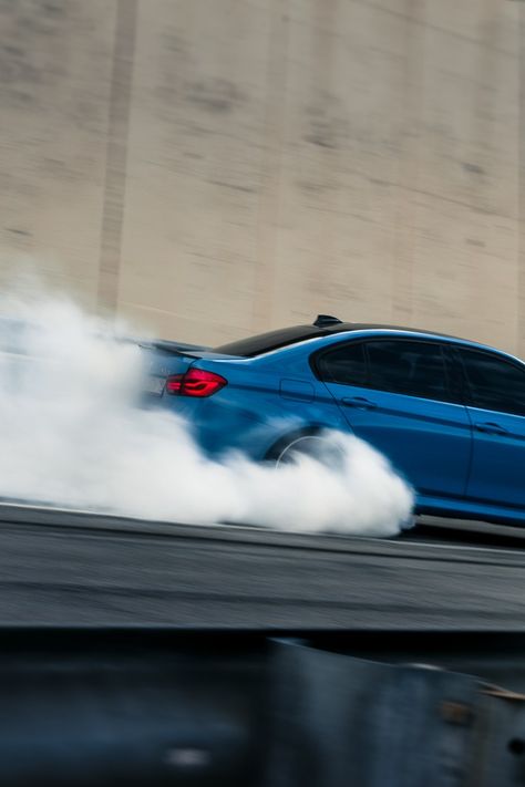 Bmw Drift Wallpaper, Bmw M4 Drift, Bmw Drift, Race Night, Bmw I, Bmw Wallpapers, Recent Anime, Wallpapers Android, Bmw 2