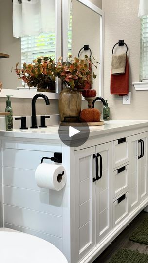 Bathroom Decor For Fall, Bathroom Neutral, Bathroom Vibes, Have A Wonderful Week, Fall Bathroom, Bathroom Master, Neutral Bathroom, Fall Farmhouse, My Bathroom