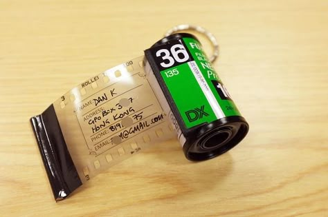 Reuse of old film canisters as address tags. Film Canister Crafts, Canister Diy, Canister Ideas, Canister Crafts, Film Crafts, Arts And Crafts Box, Film Leader, Camera Crafts, Cute Luggage Tags