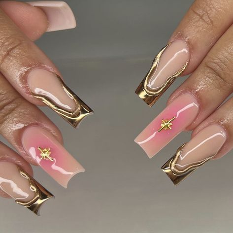 acrylics
nails
nail inspo
acrylic ideas
nail ideas
nail art
press ons
pink nails
pink acrylics
gold nails
gold acrylics Pink Star Nails, Pink And Gold Nails, Acrylic Nail Designs Coffin, Nails Hand Painted, Golden Nails, Spring Acrylic Nails, Hard Nails, Subtle Nails, Nail Prep