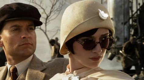 The sunglasses of Jordan Baker (Elizabeth Debicki) in Gatsby, The Beautiful | Spotern Nick Carraway, The Great Gatsby 2013, Jordan Baker, Daisy Buchanan, Jay Gatsby, Tobey Maguire, Elizabeth Debicki, Hair Romance, Carey Mulligan