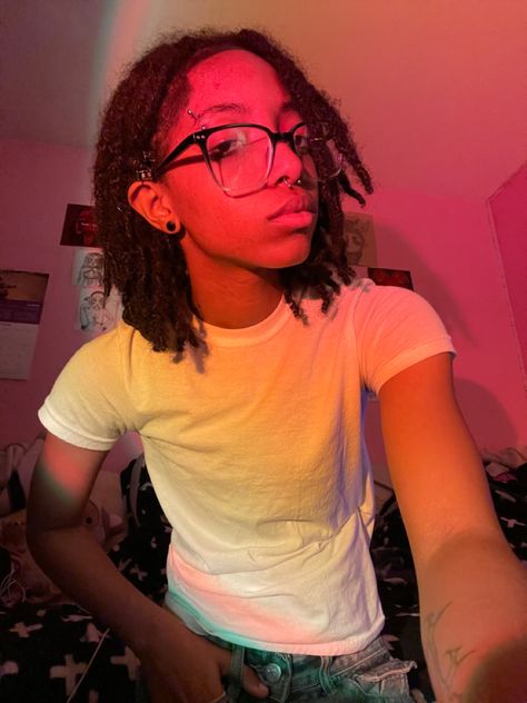 Stud Haircuts, Locs And Glasses, Studs Hairstyles, Natural Twist Styles, Stud Hairstyles, Masc Girls, Masc Girl, Stem Outfits, Girly Hairstyles